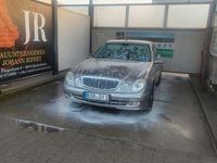 Gebraucht Mercedes E320 Avantgarde 224 PS (164 kW) 2004 Gold Limousine