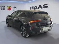 Gebraucht Opel Astra 131 PS (96 kW) 2024 Schwarz Kleinwagen