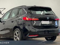 Gebraucht BMW 220 Active Tourer Efficient Dynamics 156 PS (114 kW) 2023 Saphirschwarz metallic Van / Kleinbus