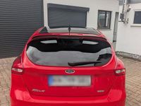 Usata Ford Focus ST-Line 150 CV (110 kW) 2016 Rosso Berlina
