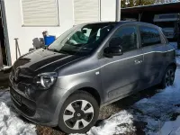 Używany Renault Twingo LIMITED 69 KM (50 kW) 2017 Czarny Hatchback