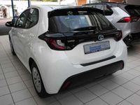 gebraucht Toyota Yaris Hybrid Yaris1.5 Business Edition Navi Sitzheizung ACC