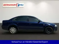 Gebraucht VW Passat 102 PS (75 kW) 2003 Blau Limousine