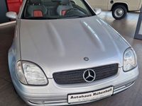 Gebraucht Mercedes SLK230 193 PS (141 kW) 1998 Silber Cabrio