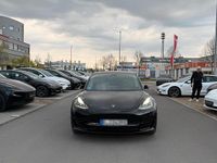 Second-hand Tesla Model 3 Standard Range Plus 236 kW (321 CP) 2020 Negru Berlinǎ