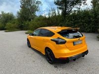 Gebraucht Ford Focus ST 250 PS (183 kW) 2017 Gelb Limousine