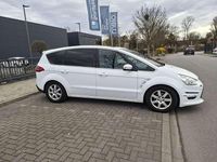 Gebraucht Ford S-MAX Titanium 140 PS (102 kW) 2010 Weiß Van / Kleinbus