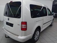 Gebraucht VW Caddy Maxi Trendline 102 PS (75 kW) 2013 Candyweiss Van / Kleinbus