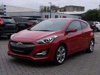 Gebraucht Hyundai i30 135 PS (99 kW) 2013 Rot Coupé