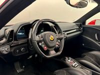 Gebraucht Ferrari 458 570 PS (419 kW) 2015 Rot Cabrio