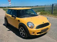 Gebraucht Mini Cooper 75 PS (55 kW) 2009 Gelb Kleinwagen