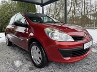Gebraucht Renault Clio II 75 PS (55 kW) 2007 Rot metallic Kleinwagen