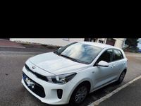 Gebraucht Kia Rio Edition 7 84 PS (61 kW) 2018 Weiß Limousine