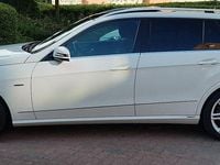 Gebraucht Mercedes E300 Avantgarde 204 PS (150 kW) 2010 Weiß Kombi