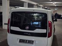 Gebraucht Fiat Doblò Lounge 135 PS (99 kW) 2015 Weiß Van / Kleinbus