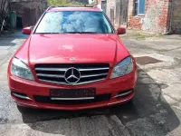 Gebraucht Mercedes C200 184 PS (135 kW) 2011 Rot Kombi
