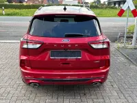 Gebraucht Ford Kuga ST-Line 152 PS (111 kW) 2023 Lucidrot metallic SUV