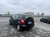 Gebraucht Mercedes A160 95 PS (69 kW) 2011 Schwarz Limousine
