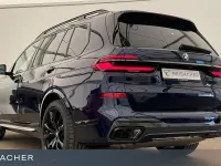 Gebraucht BMW X7 Performance 381 PS (280 kW) 2026 Blau SUV