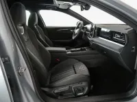 Gebraucht VW Passat R-line 150 PS (110 kW) 2024 Silber Kombi