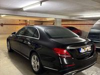 Gebraucht Mercedes E220 194 PS (142 kW) 2016 Schwarz Limousine