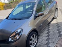 Gebraucht Renault Clio II Authentique 75 PS (55 kW) 2008 Braun Limousine