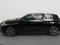 Neu Peugeot 308 Allure 145 PS (106 kW) 2025 Schwarz Limousine