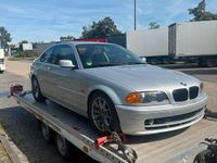 Gebraucht BMW 318 116 PS (85 kW) 2000 Silber Coupé