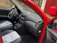 Gebraucht Hyundai i10 Classic 69 PS (50 kW) 2011 Rot Kleinwagen