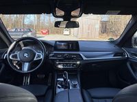 Gebraucht BMW 530 M Sport 286 PS (210 kW) 2020 Carbonschwarz (metallic) Kombi