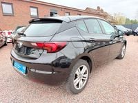 Gebraucht Opel Astra Dynamic 125 PS (91 kW) 2018 Schwarz Limousine
