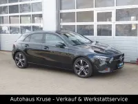 Gebraucht Mercedes A200 Night 163 PS (119 kW) 2023 Schwarz Limousine