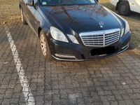 Gebraucht Mercedes E250 204 PS (150 kW) 2010 Schwarz Limousine