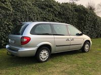 Gebraucht Chrysler Voyager 150 PS (110 kW) 2004 Silber Van / Kleinbus