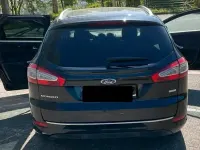 Usado Ford Mondeo 160 CV (117 kW) 2014 Negro Familiar