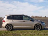 Gebraucht VW Touran Join 116 PS (85 kW) 2019 Beige Van / Kleinbus