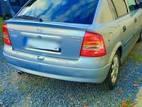 Gebraucht Opel Astra 101 PS (74 kW) 2001 Silber Limousine