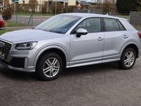 Gebraucht Audi Q2 S-Line 116 PS (85 kW) 2017 Silber SUV