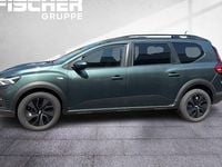 Neu Dacia Jogger Expression 122 PS (89 kW) 2025 Grün Van / Kleinbus