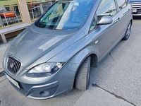 Gebraucht Seat Altea 4You 105 PS (77 kW) 2014 Grau Limousine