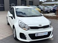 Gebraucht Kia Rio 84 PS (61 kW) 2017 Weiß Limousine