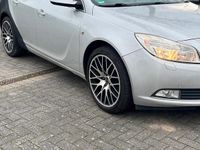 Usado Opel Insignia 136 HP (100 kW) 2010 Prateado Carrinha