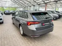 Gebraucht Skoda Octavia Selection 150 PS (110 kW) 2024 Grau Limousine