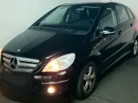 Gebraucht Mercedes B150 95 PS (69 kW) 2009 Schwarz Van / Kleinbus