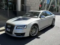 Gebraucht Audi S8 Exclusive 520 PS (382 kW) 2013 Silber Limousine
