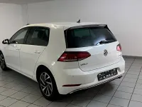 Używany VW Golf VII Join 131 KM (96 kW) 2019 Biały Sedan/Limuzyna