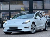 Gebraucht Tesla Model 3 RWD 208 kW (283 PS) 2022 Weiß Limousine