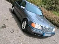 Gebraucht Mercedes C180 122 PS (89 kW) 1994 Limousine