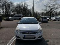 Gebraucht Opel Astra 116 PS (85 kW) 2009 Weiß Limousine