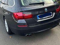 Gebraucht BMW 520 184 PS (135 kW) 2016 Schwarz Kombi